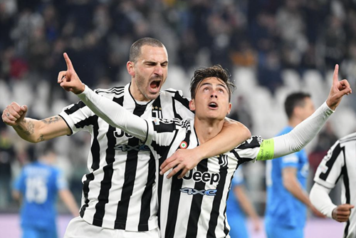 Juventus giành vé vào vòng 1/8 Champions League